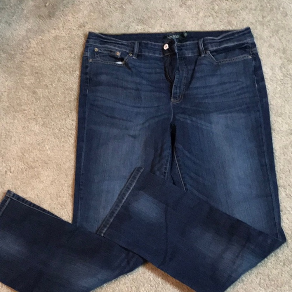 Preowned Lauren Jeans Ralph Lauren dark distressed Stretch jeans - sz: 16